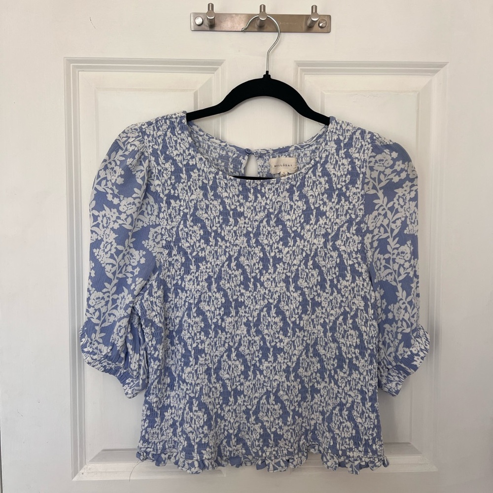 Melloday Women's Blue and White Ruched Floral Top, Size L